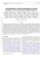 Euclid preparation. III. Galaxy cluster detection in the wide photometric survey, performance and algorithm selection