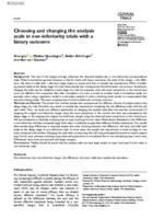 Choosing and changing the analysis scale in non-inferiority trials with a binary outcome