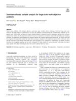 Dominance-based variable analysis for large-scale multi-objective problems