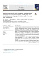 Mid-term effect of total knee arthroplasty with and without tourniquet use on prosthesis survival, complications and functional outcome